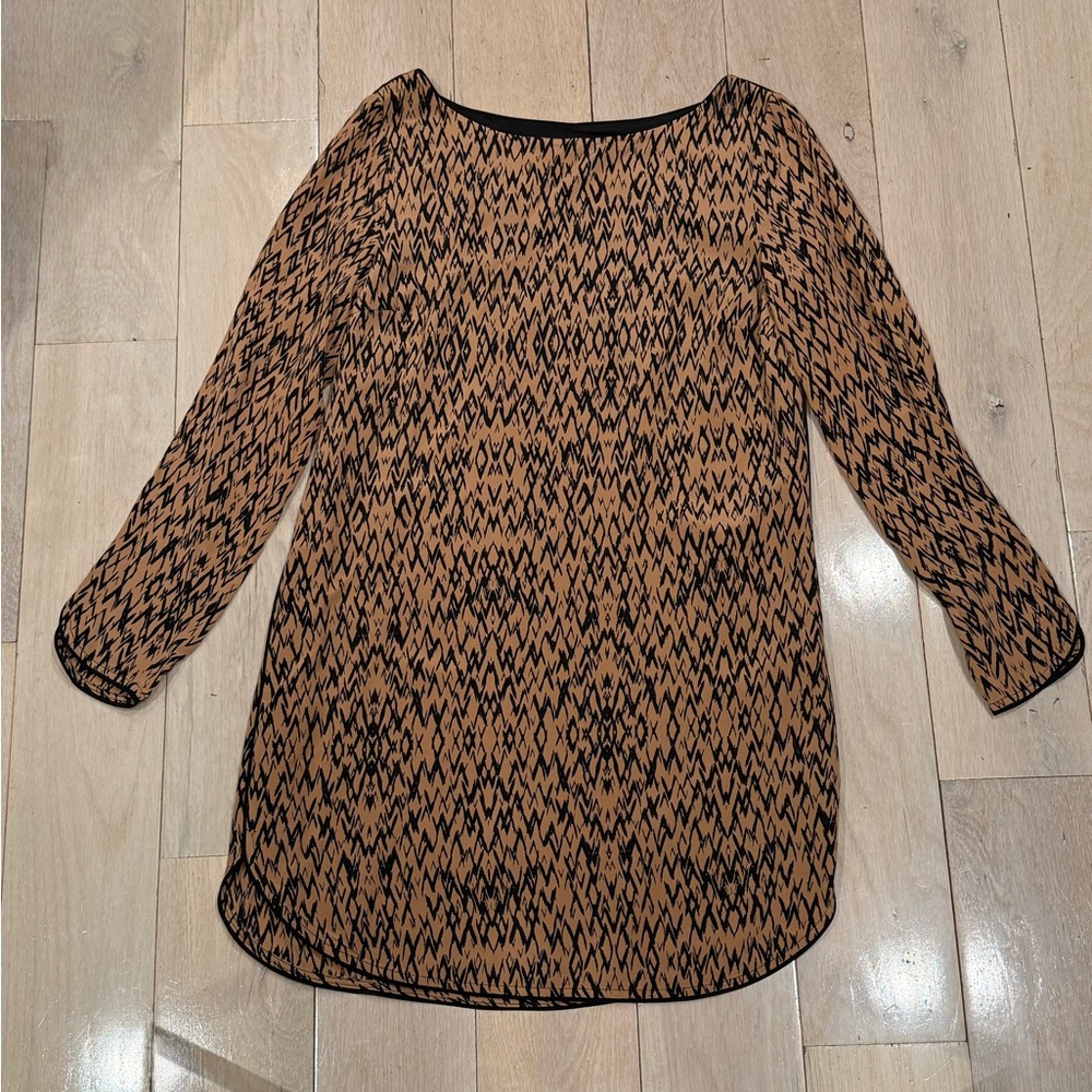 Harlyn Silk Boatneck Mini Dress in Black and Tan size Small